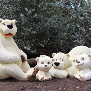 FIBREGLASS ANIMALS 4 SALE HERE OZ-COMICAL ITEMS
