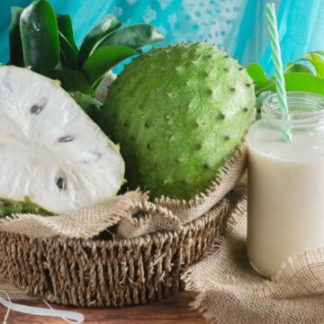 SOURSOP FRUIT TREES.MEDICINAL VALUE VIEW IN THIS INFO VIDEO